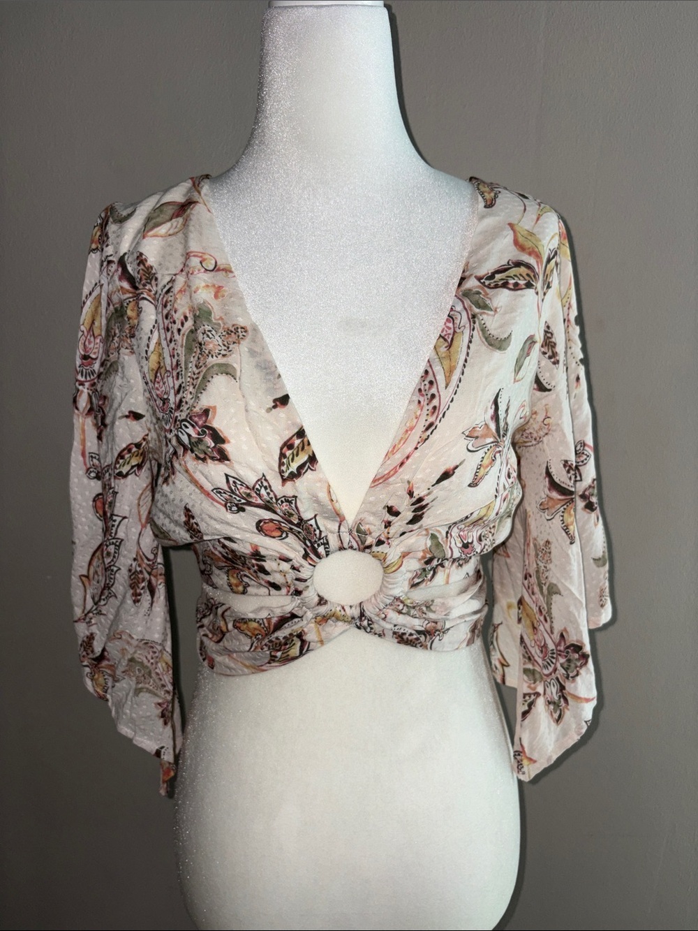 American Threads - Cream Floral Ring-Front Crop Top with Pink and Tan Accents